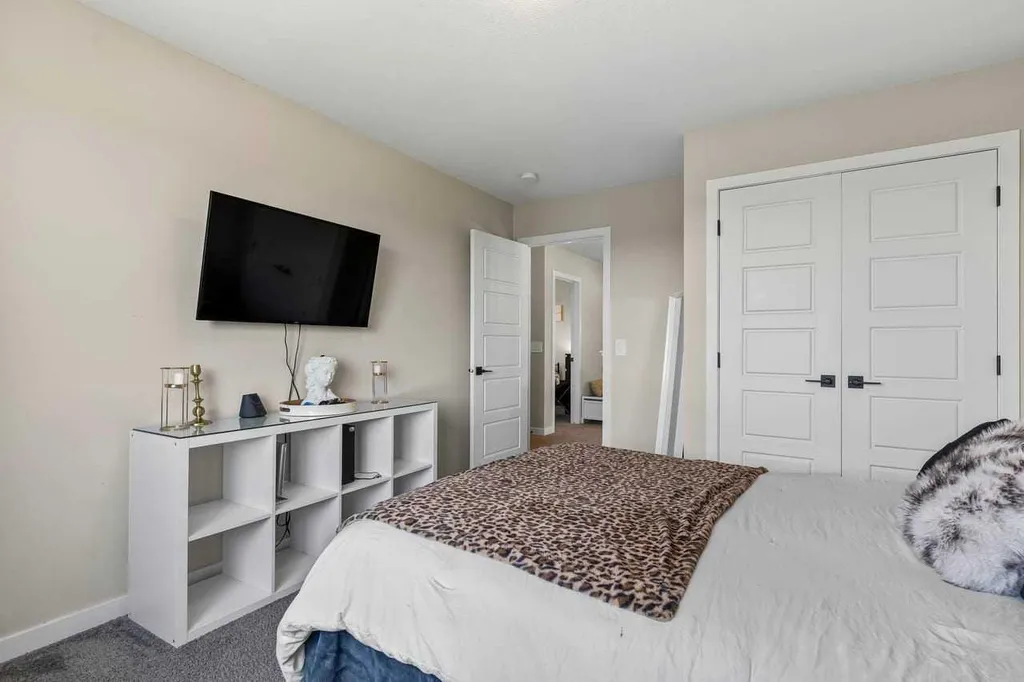 210 Knight Avenue Crossfield AB T0M 0S0