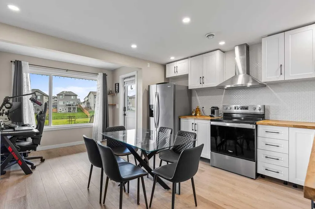 210 Knight Avenue Crossfield AB T0M 0S0