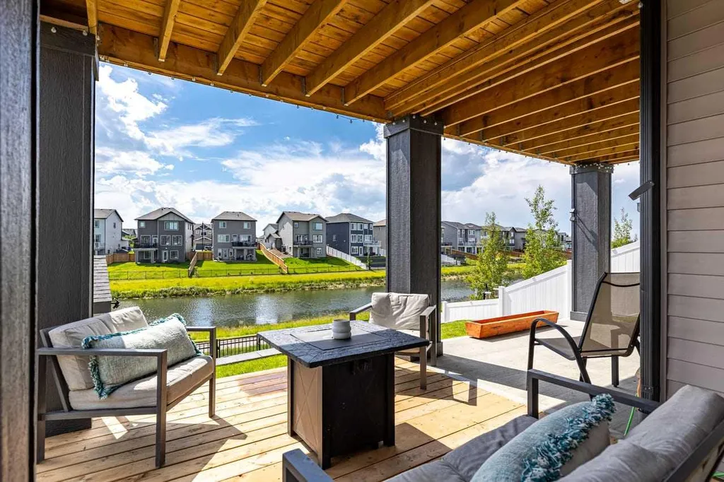 210 Knight Avenue Crossfield AB T0M 0S0