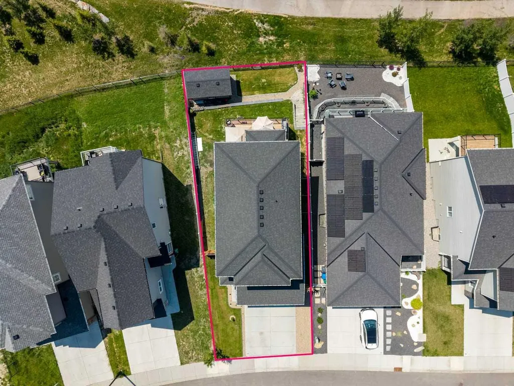 210 Knight Avenue Crossfield AB T0M 0S0