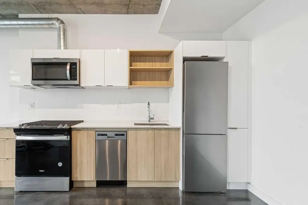 1319 14 Avenue SW Calgary AB T3C 0W3