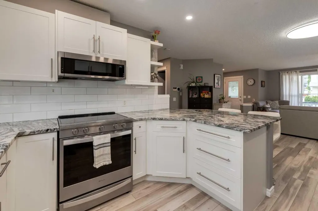 181 Tuscany Valley Green NW Calgary AB T3L 2K4
