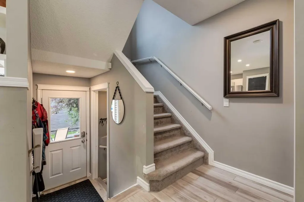 181 Tuscany Valley Green NW Calgary AB T3L 2K4