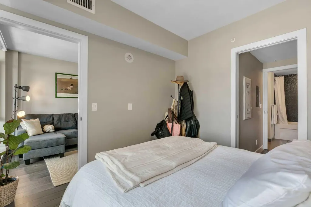 1188 3 Street SE Calgary AB T2G 1H8