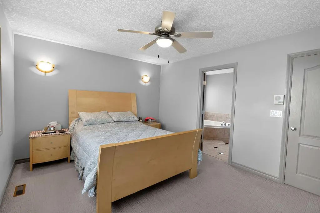 12605 Lakeshore Drive Grande Prairie AB T8X8C6