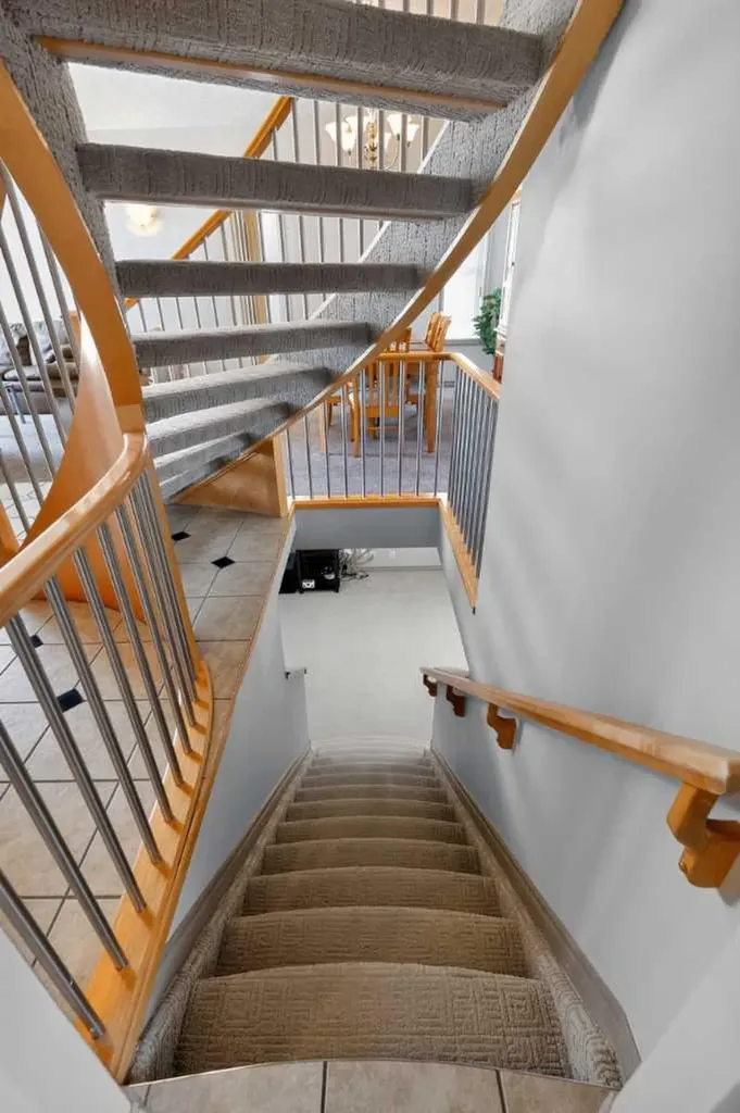 12605 Lakeshore Drive Grande Prairie AB T8X8C6
