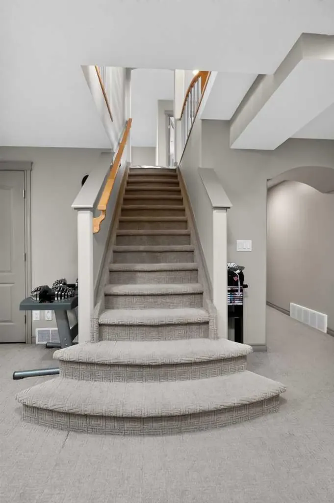 12605 Lakeshore Drive Grande Prairie AB T8X8C6