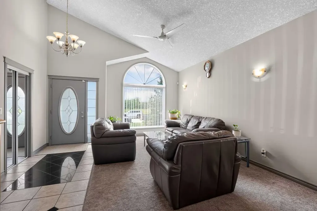 12605 Lakeshore Drive Grande Prairie AB T8X8C6