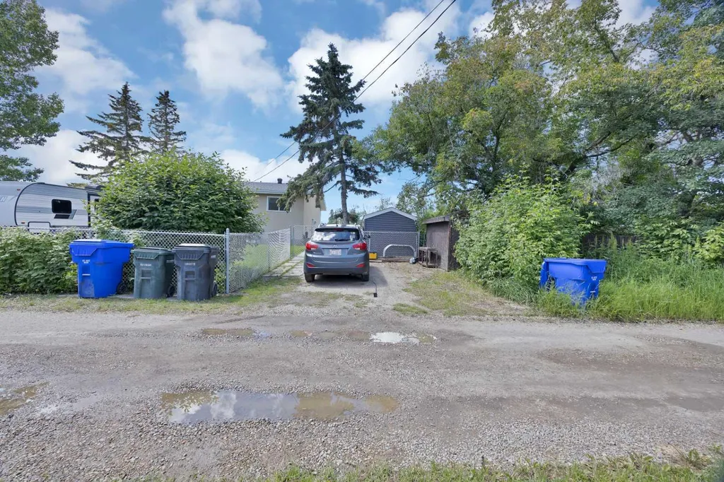 4 Richards Crescent Olds AB T4H1G1