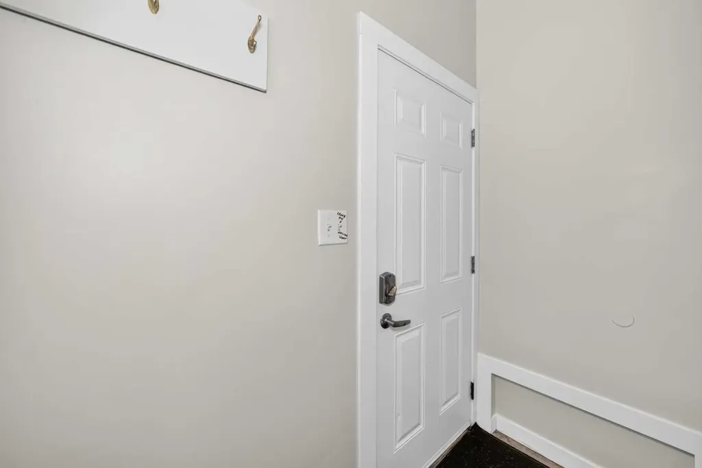 2016 46 Street SE Calgary AB T2B 1K6