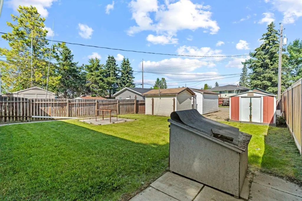 3116 39 Street SE Calgary AB T2B 1B1
