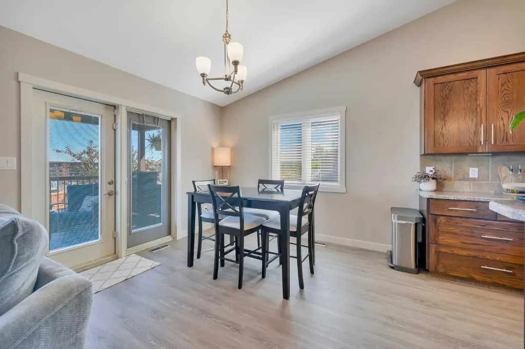 74 Turner Crescent Red Deer AB T4P 0L1