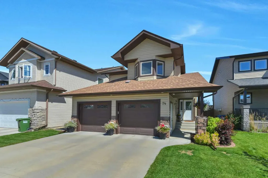 74 Turner Crescent Red Deer AB T4P 0L1