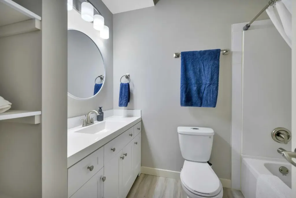 74 Turner Crescent Red Deer AB T4P 0L1