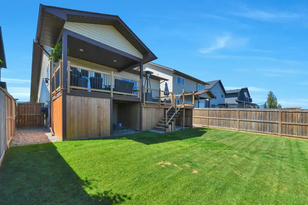 74 Turner Crescent Red Deer AB T4P 0L1