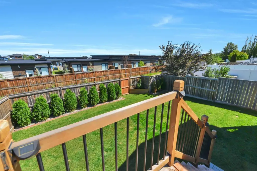 74 Turner Crescent Red Deer AB T4P 0L1