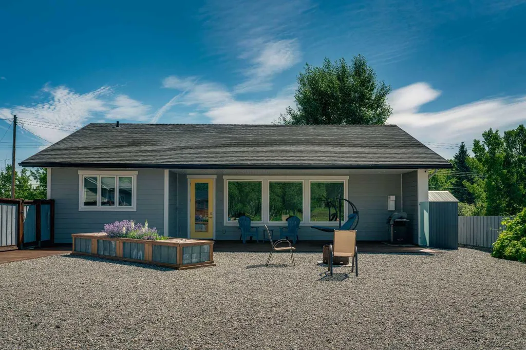 304 Main Street Diamond Valley AB T0L 2Z0