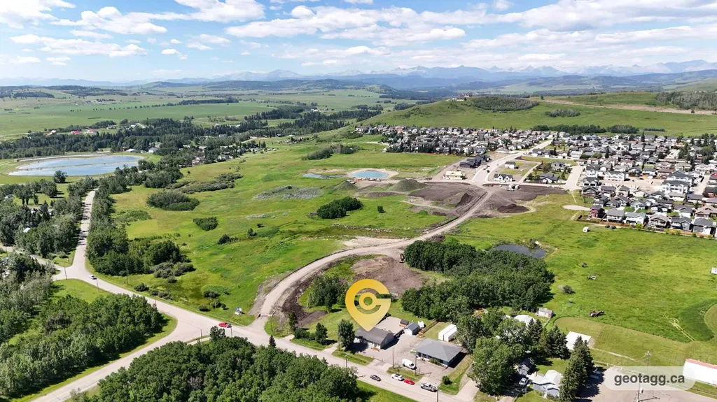 304 Main Street Diamond Valley AB T0L 2Z0