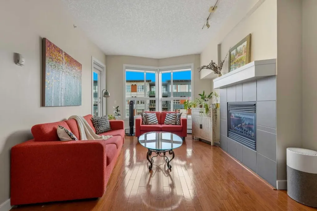 2420 34 Avenue SW Calgary AB T2T 2C8