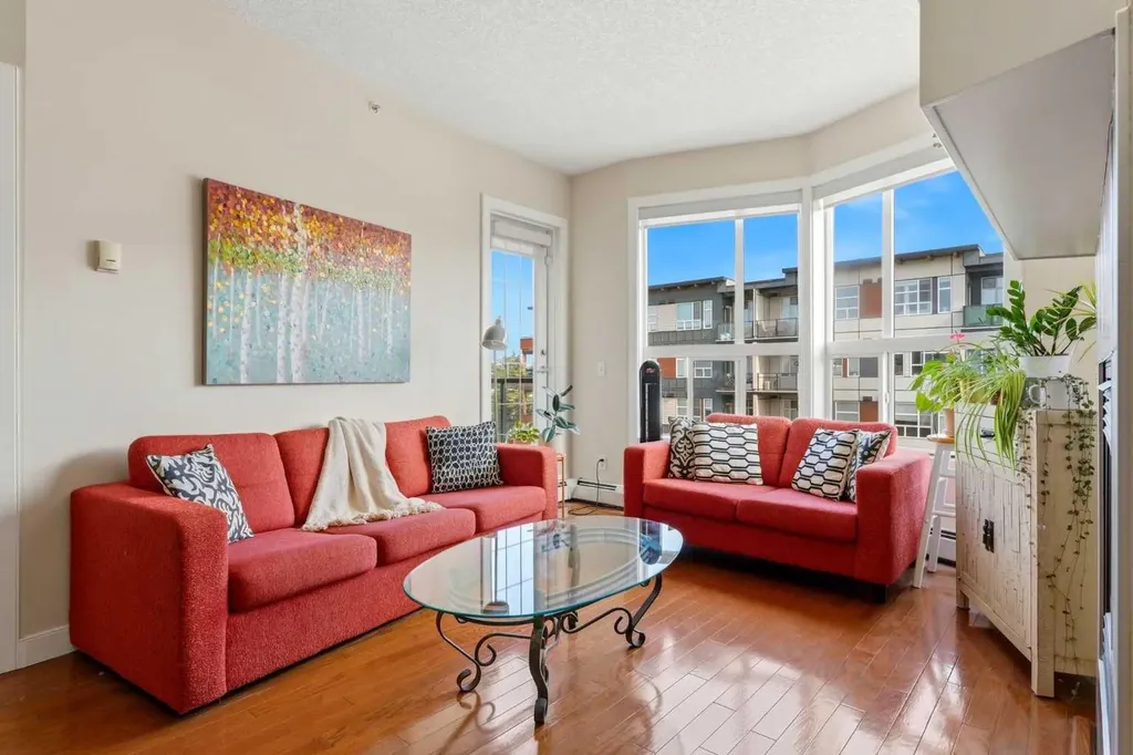 2420 34 Avenue SW Calgary AB T2T 2C8