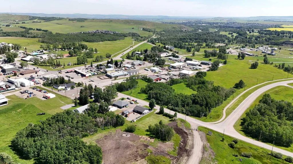 308 Main Street Diamond Valley AB T0L 2Z0