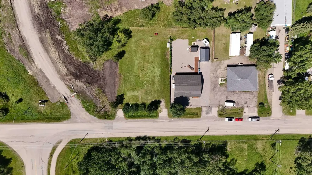 308 Main Street Diamond Valley AB T0L 2Z0