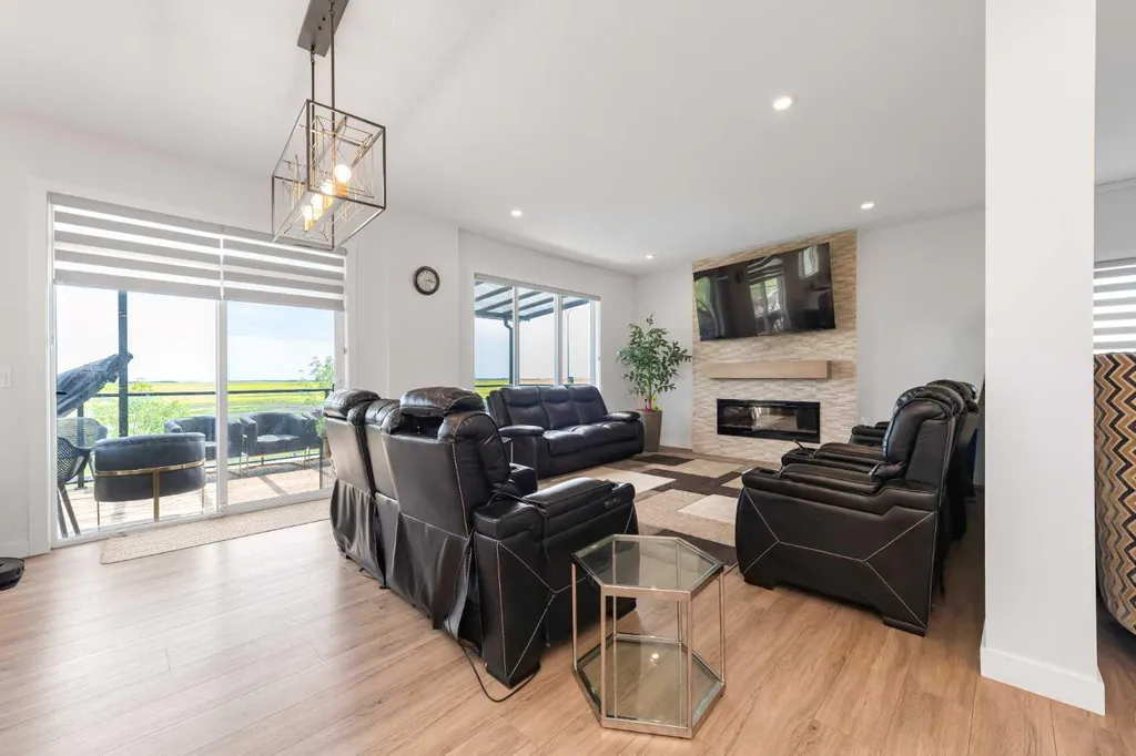 101 Homestead Crescent NE Calgary AB T3J 2K8