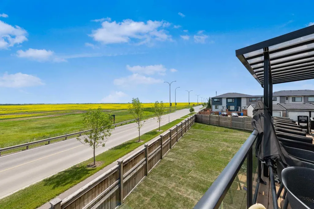 101 Homestead Crescent NE Calgary AB T3J 2K8