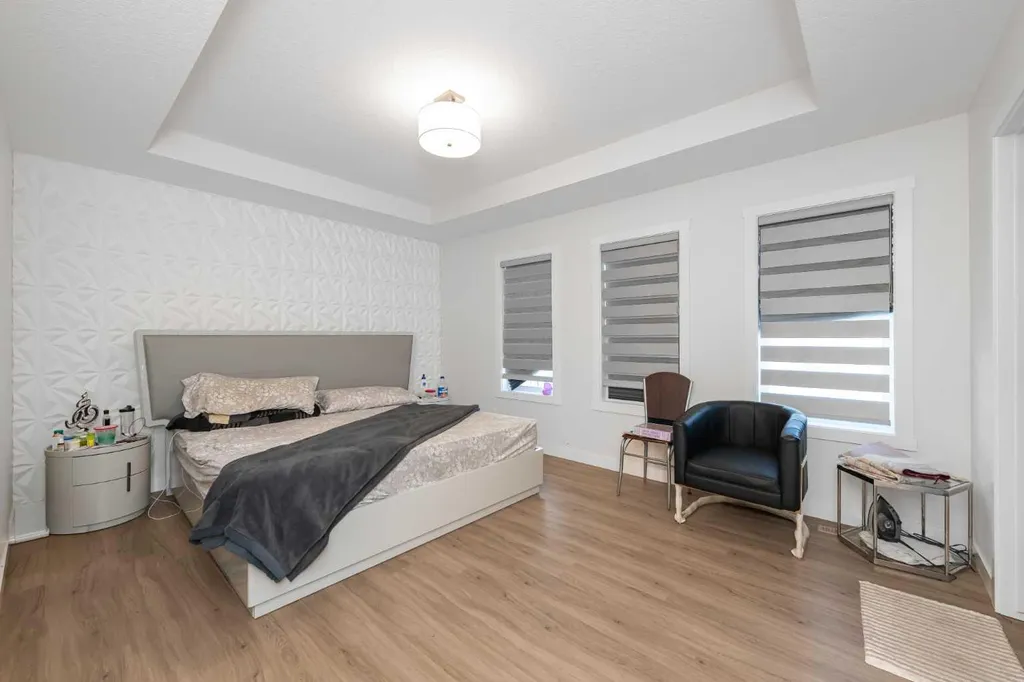 101 Homestead Crescent NE Calgary AB T3J 2K8