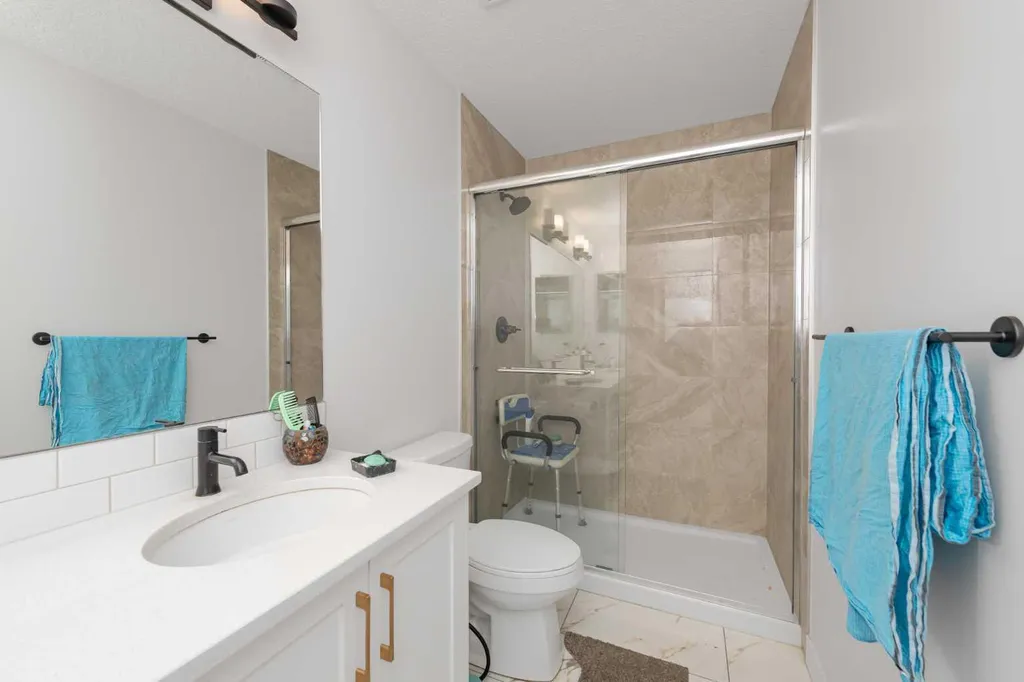 101 Homestead Crescent NE Calgary AB T3J 2K8