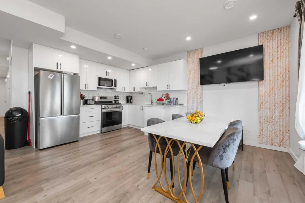 101 Homestead Crescent NE Calgary AB T3J 2K8