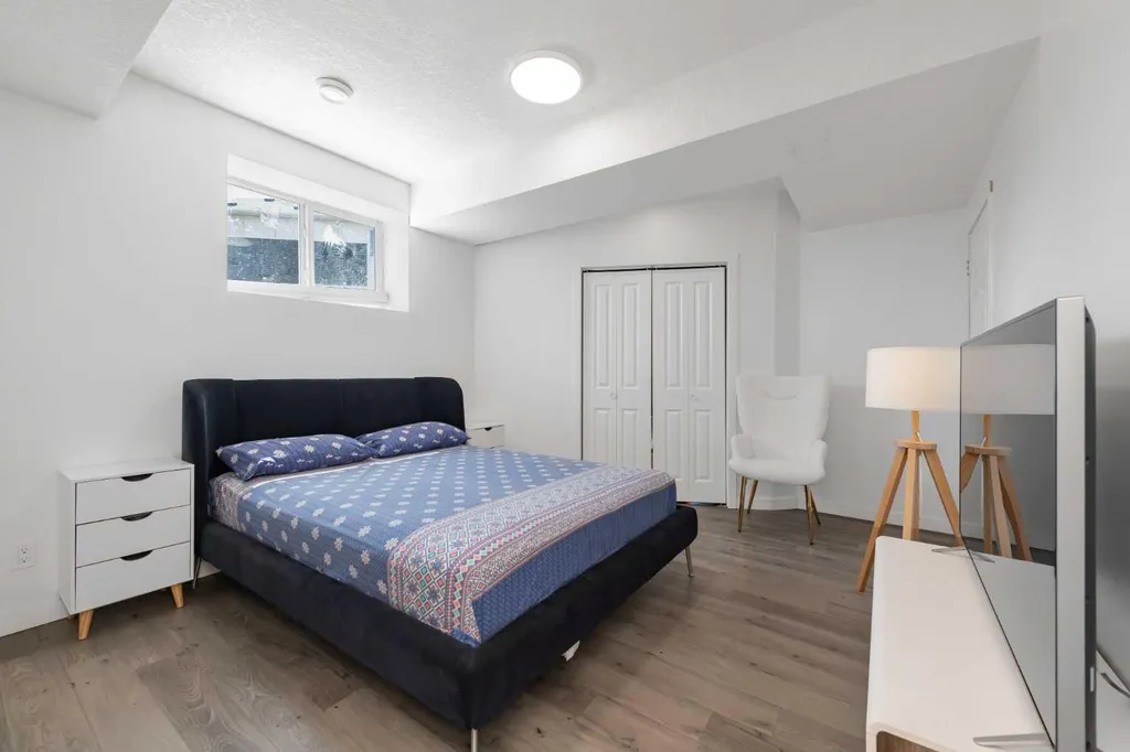 101 Homestead Crescent NE Calgary AB T3J 2K8