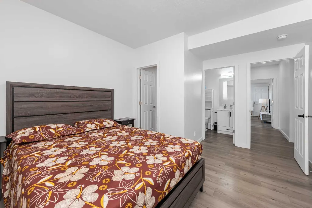101 Homestead Crescent NE Calgary AB T3J 2K8