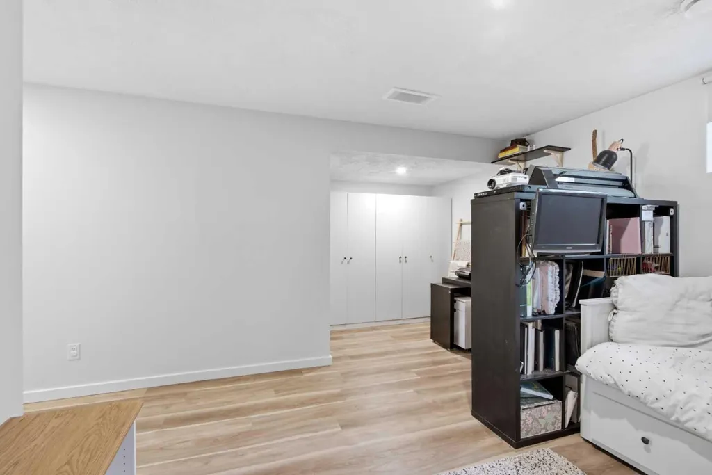 406 Masters Road SE Calgary AB T3M 2T4