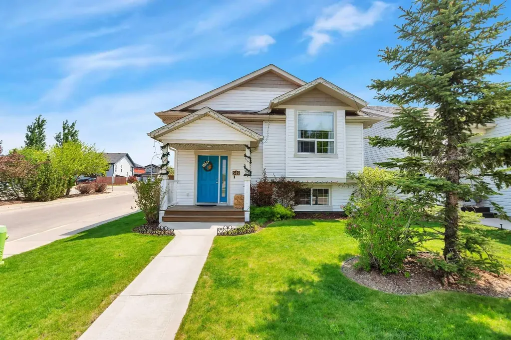 545 Lancaster Drive Red Deer AB T4R 0H1