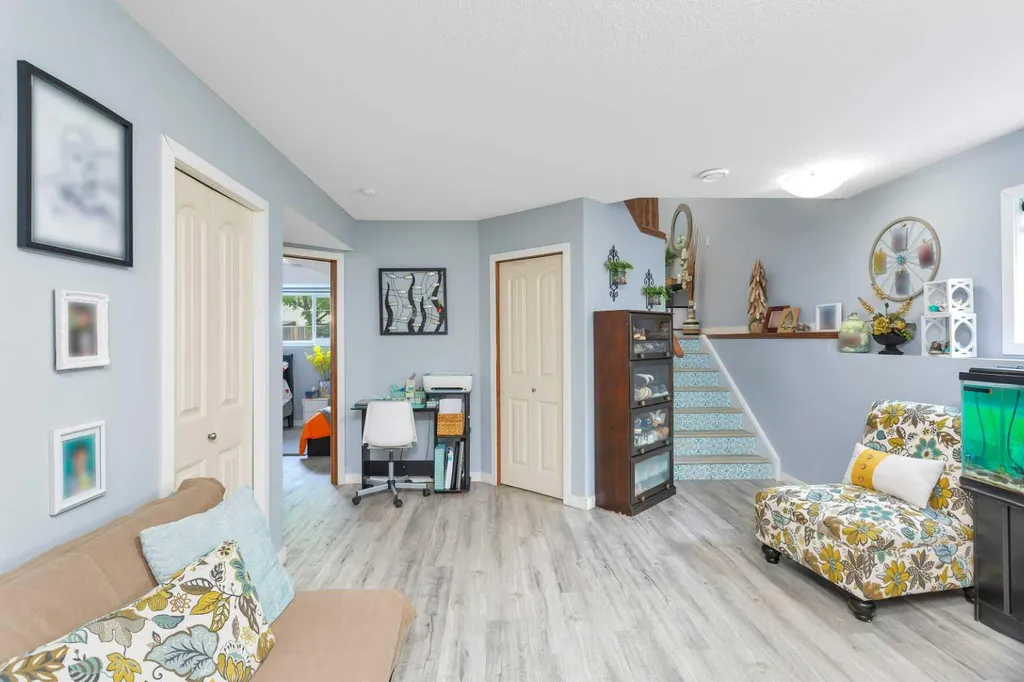 545 Lancaster Drive Red Deer AB T4R 0H1