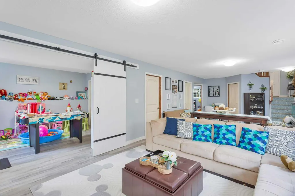 545 Lancaster Drive Red Deer AB T4R 0H1