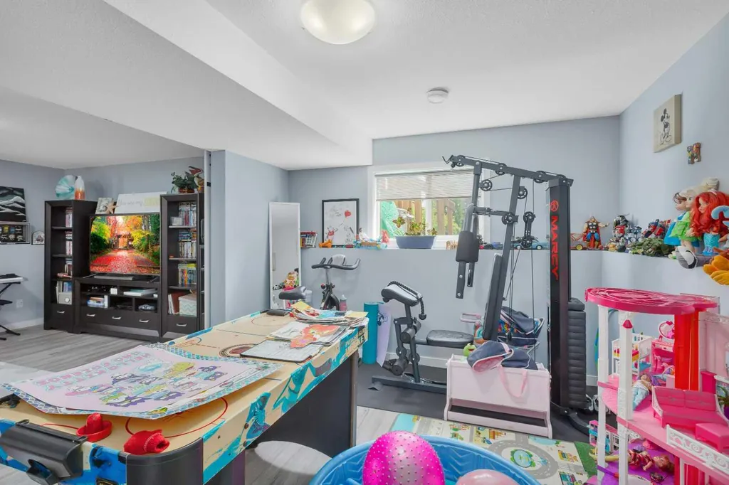 545 Lancaster Drive Red Deer AB T4R 0H1