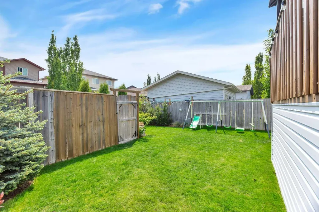 545 Lancaster Drive Red Deer AB T4R 0H1