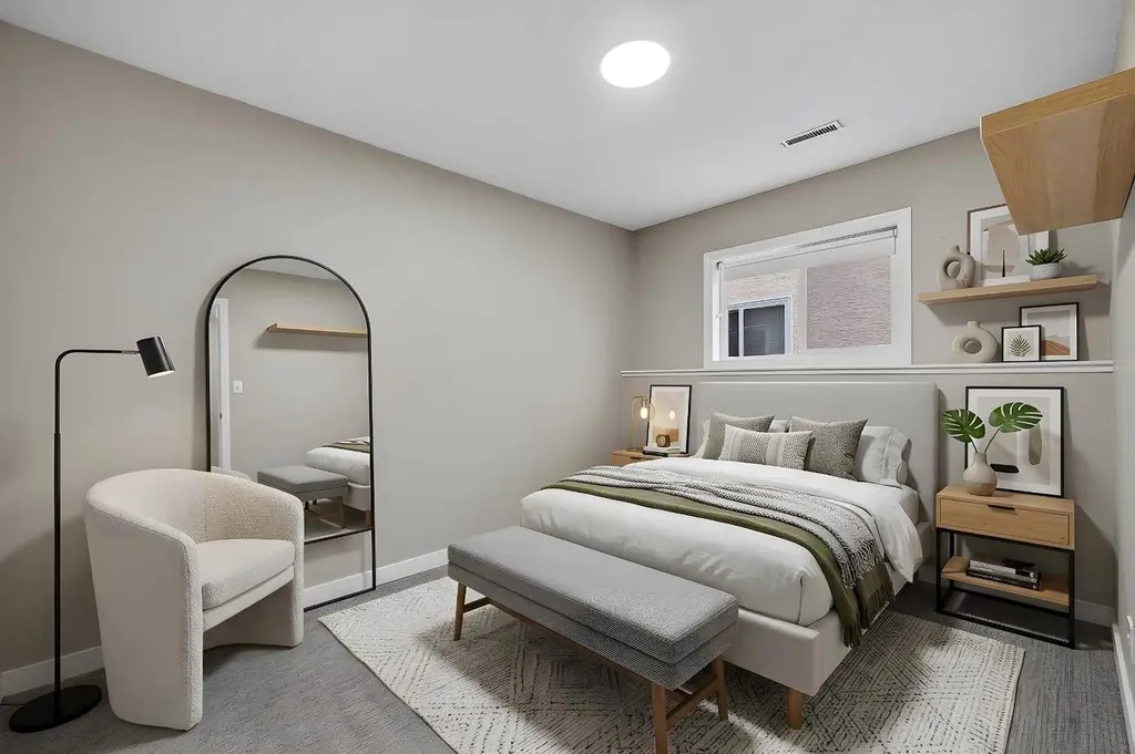 2220 29 Street SW Calgary AB T2E2K2