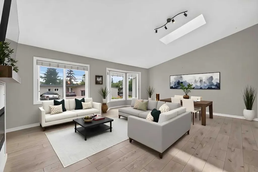 2220 29 Street SW Calgary AB T2E2K2