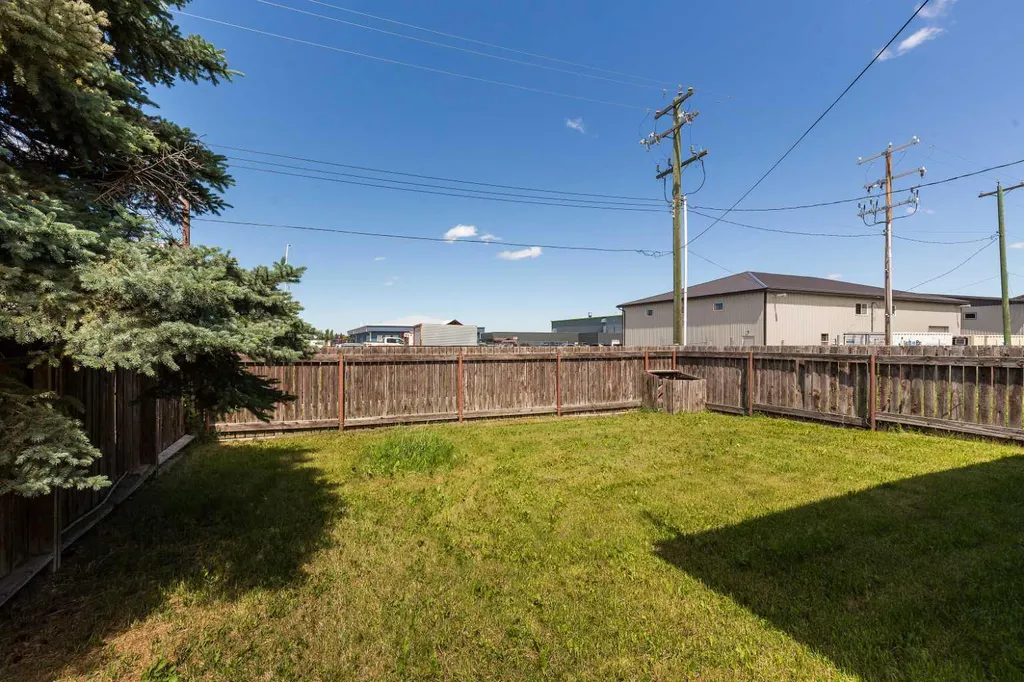 627 11 Street Fort Macleod AB T0L 0Z0