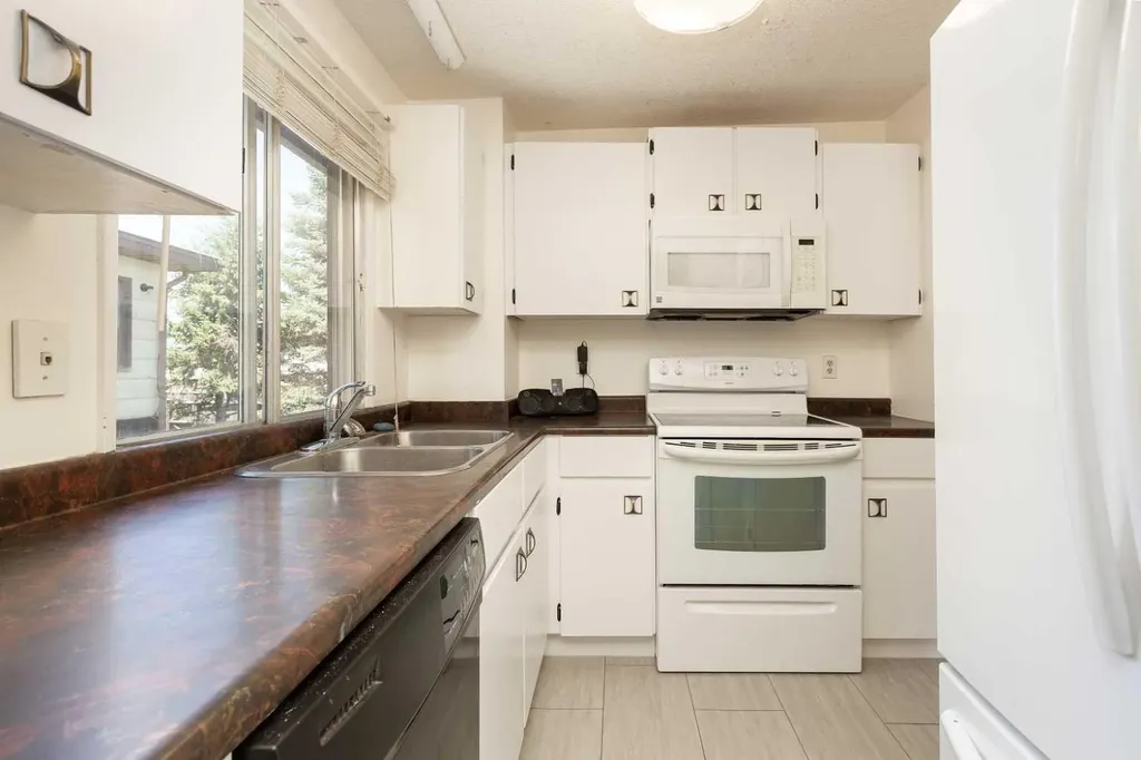 627 11 Street Fort Macleod AB T0L 0Z0