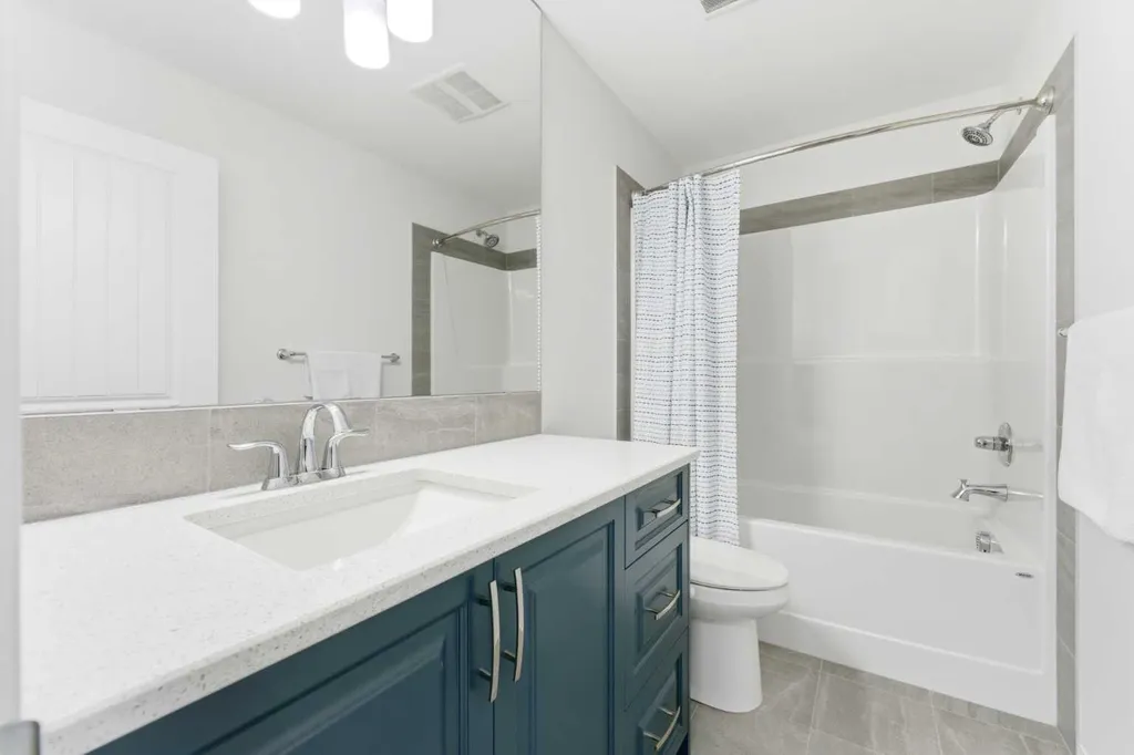 29 Belmont Terrace SW Calgary AB T2X 4H7
