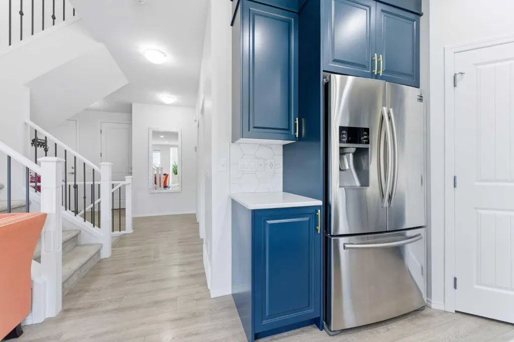 29 Belmont Terrace SW Calgary AB T2X 4H7
