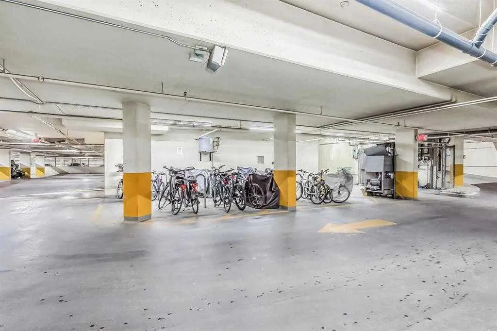 660 Eau Claire Avenue SW Calgary AB T2P 5K3