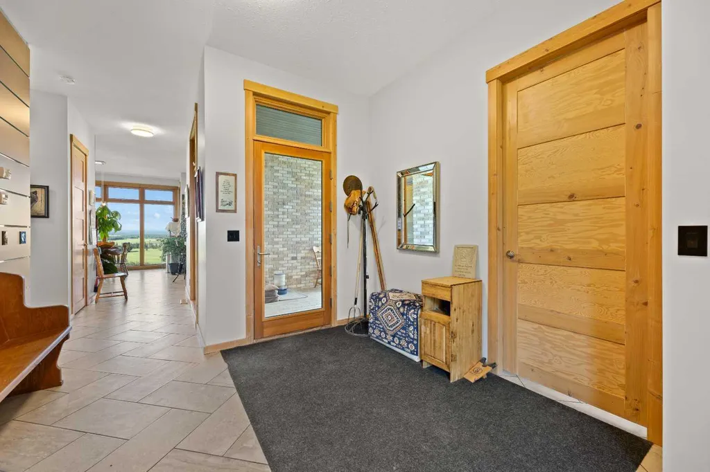 6029 Township Road 332 Rural Mountain View County AB T0M 1X0