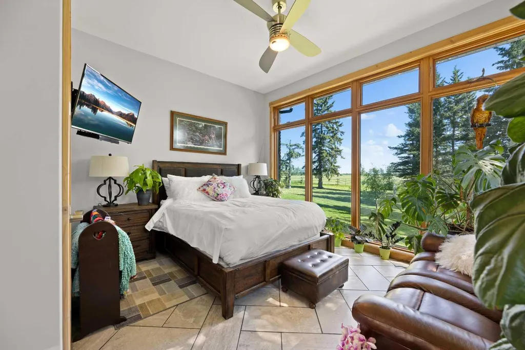 6029 Township Road 332 Rural Mountain View County AB T0M 1X0