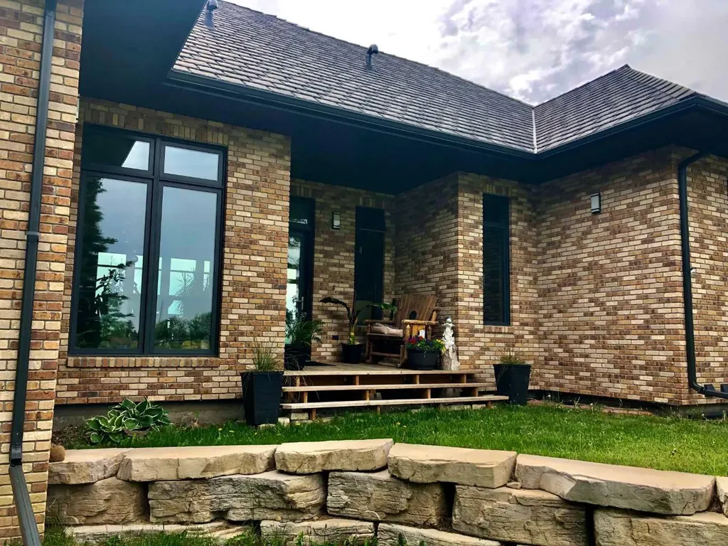6029 Township Road 332 Rural Mountain View County AB T0M 1X0