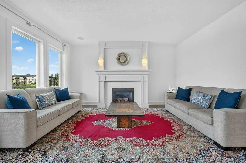 232 Copperpond Circle SE Calgary AB T2Z 0R3